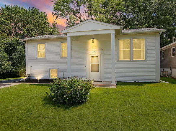 1003 Brentwood Dr, Round Lake Beach, IL 60073