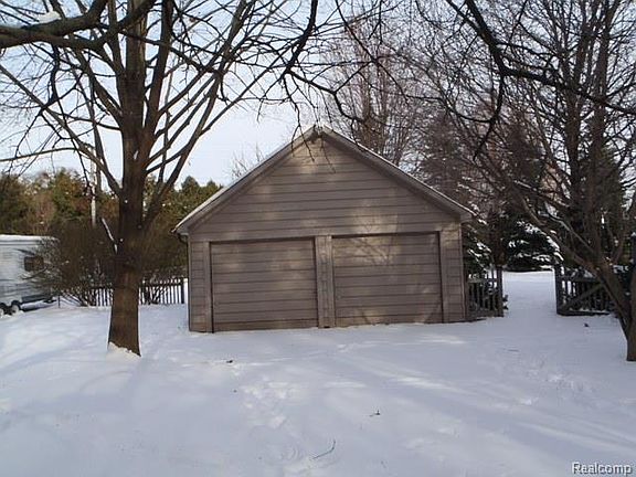 2nd image of 26368 Lyndon