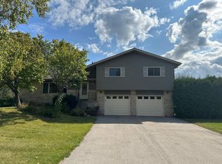 W6940 Fox Dr, Fond Du Lac, WI 54937