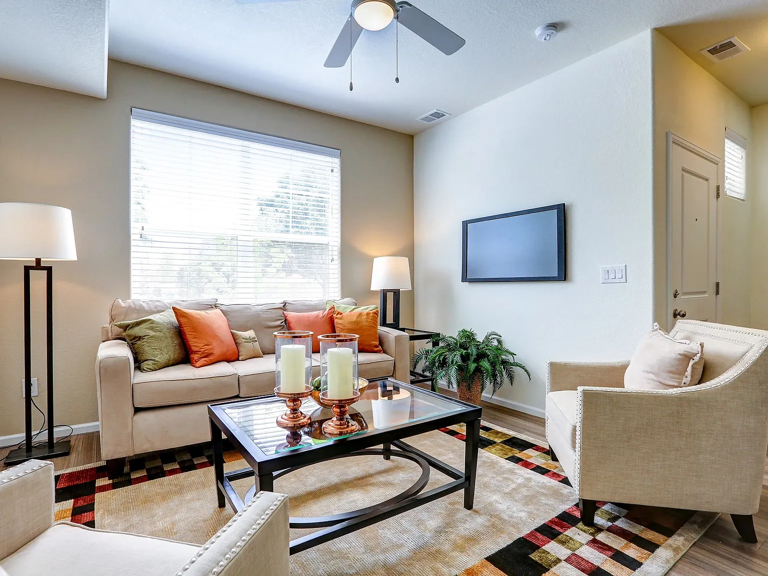Enclave Apartments — Photo 4