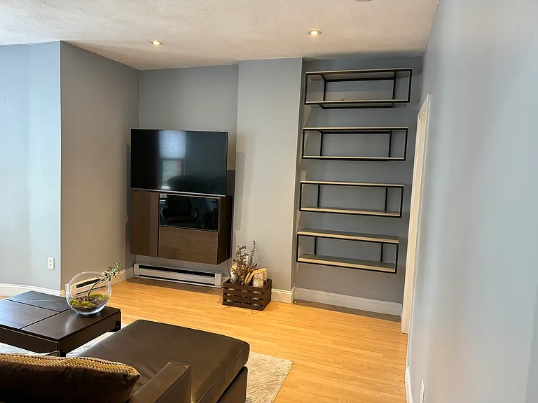 1810 Dorchester Ave #6 — Photo 11