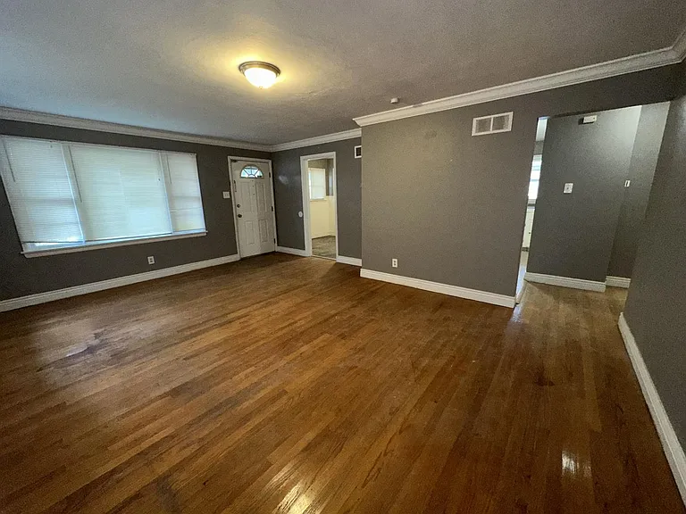 107 Anistasia Dr — Photo 14