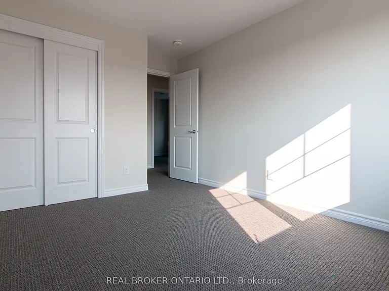 1022 Kijik Cres — Photo 22