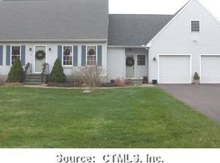 32 Norton Rd, Broad Brook, CT 06016