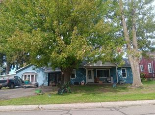 567 Wilson Ave, Mount Morris, MI 48458
