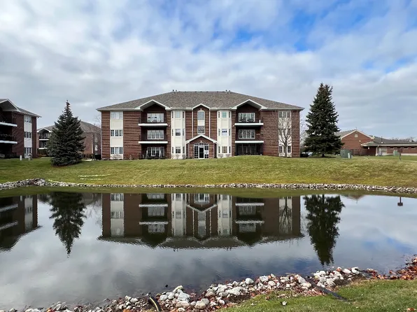 13058 Laurel Glen Ct APT 201, Palos Heights, IL 60463