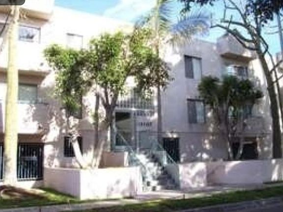 2nd image of 11117 Hartsook St APT 205