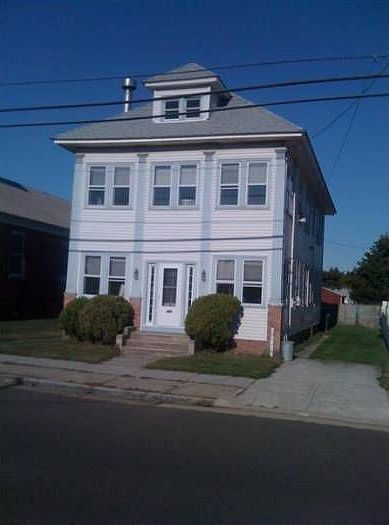 Property faces Central Av