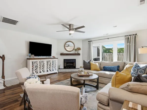 6328 Wrightsville Ave APT H4, Wilmington, NC 28403