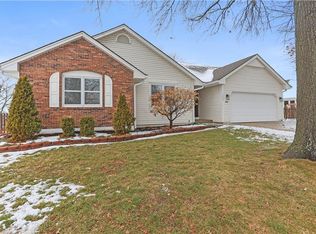 1500 NE Yorkshire Dr, Lees Summit, MO 64086