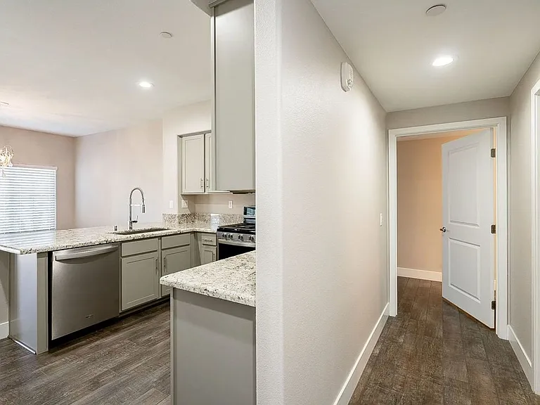 845 Pantara Pl #1104 — Photo 14