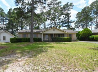 909 Bashlot Pl, Fayetteville, NC 28303