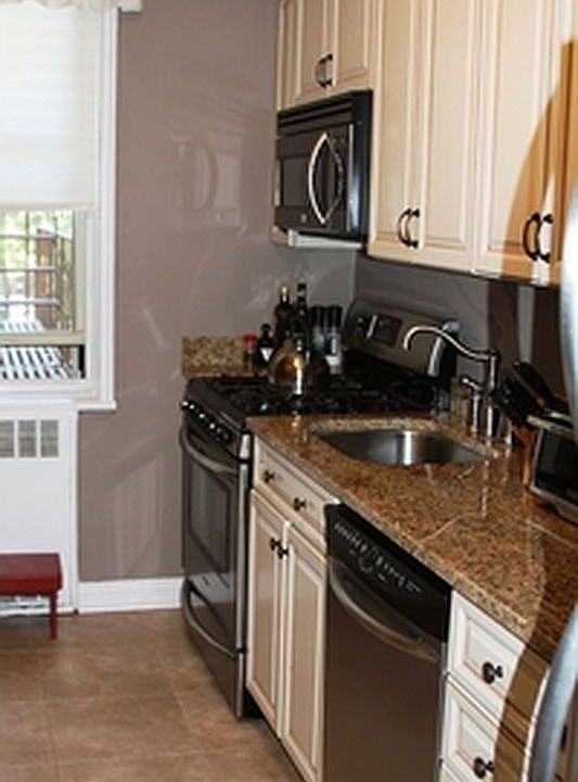 2nd image of 5610 Netherland Ave APT 2E