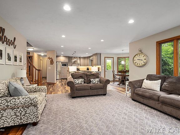 5th image of 3515 Elk Dr