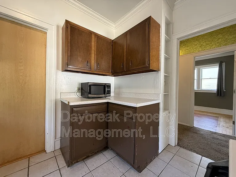 1228 10th St N #4 — Photo 15