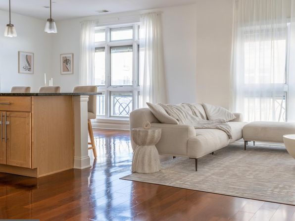 2350 Route 33 Ste 204