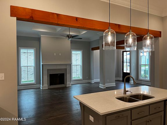 4th image of 106 Sun Vista Ln