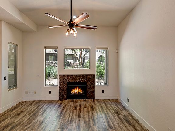 5th image of 20802 Grayhawk Dr #1123