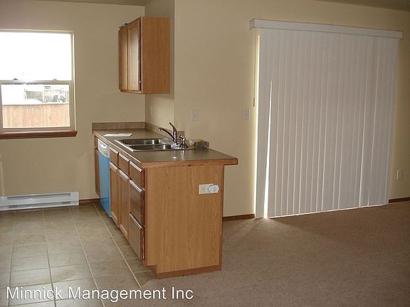 5th image of 402 W Shore Dr