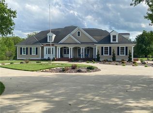 11135 E Cambridge Ln, Effingham, IL 62401