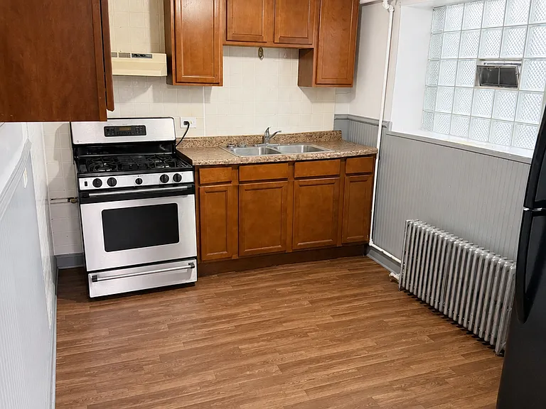 4328 W Cermak Rd #G — Photo 5
