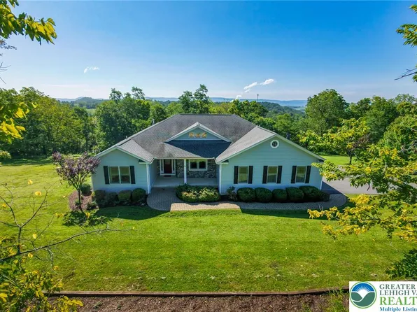 133 Shepherds Hill Dr, Bangor, PA 18013