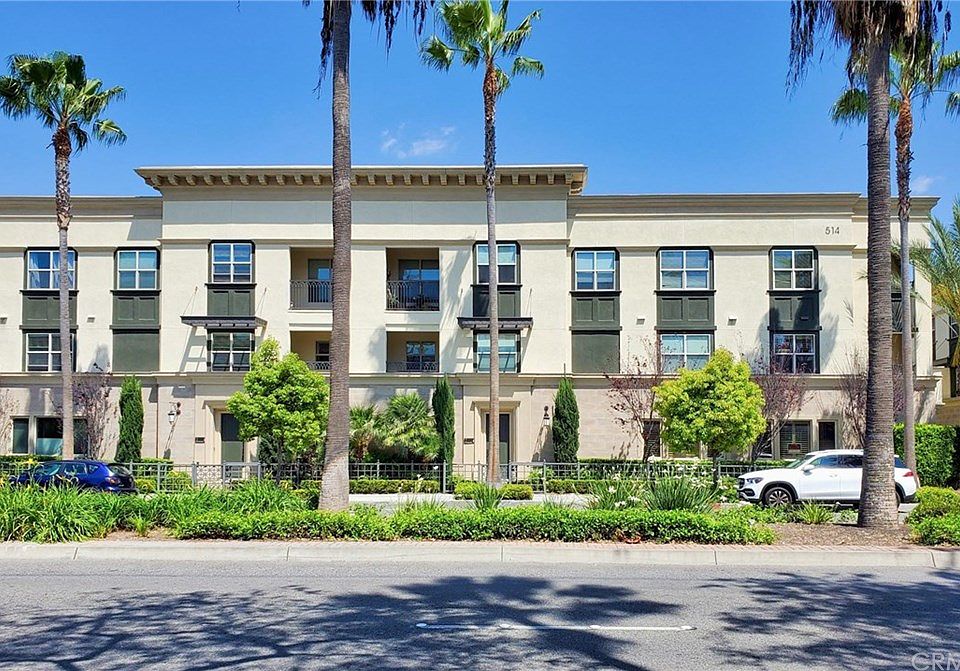 1st image of 514 S Anaheim Blvd