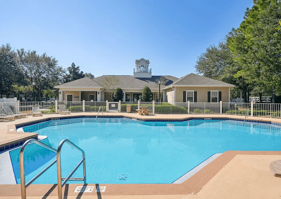 Brookwood Forest Apartments