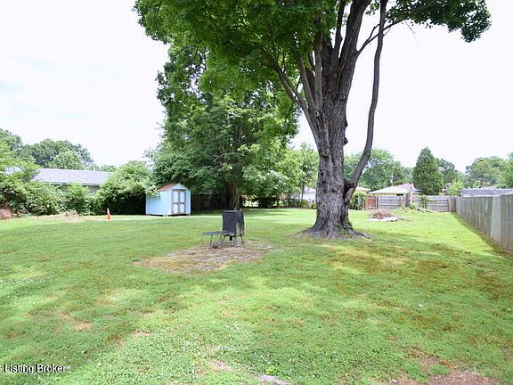 5th image of 3237 Greendale Dr