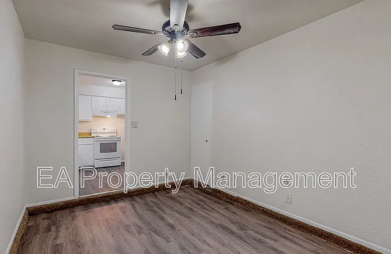 12912 Marva Pl SE — Photo 35