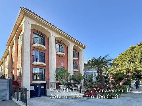 3615 Centinela Ave Photo 1