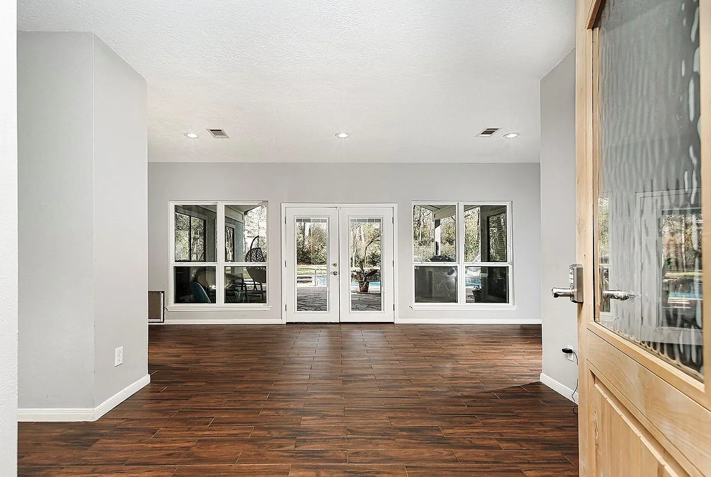 4 bed, 2.5 bath, 3169 sqft, $4,250 — Photo 4