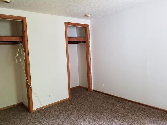 5th image of 150 Beckman Ave S