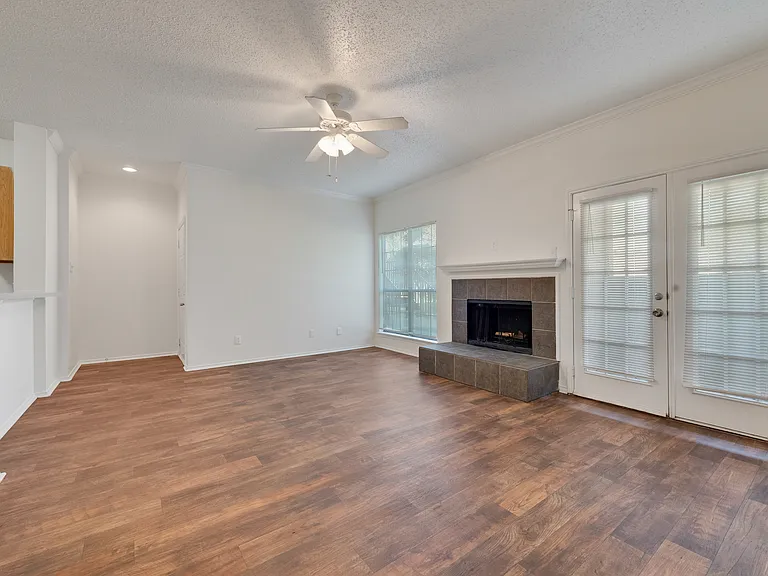 Creekview — Photo 10