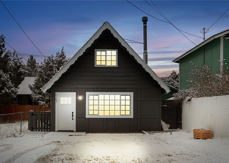1st image of 2189 1st Ln