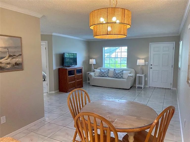 6650 Hickorywood Ln #6650 — Photo 7