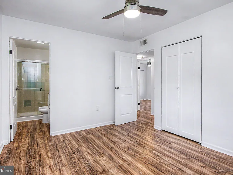 1607 N Brunswick St — Photo 30