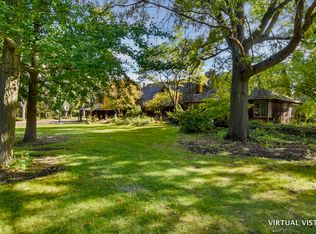 1861 Kandahar Ct, Wheaton, IL