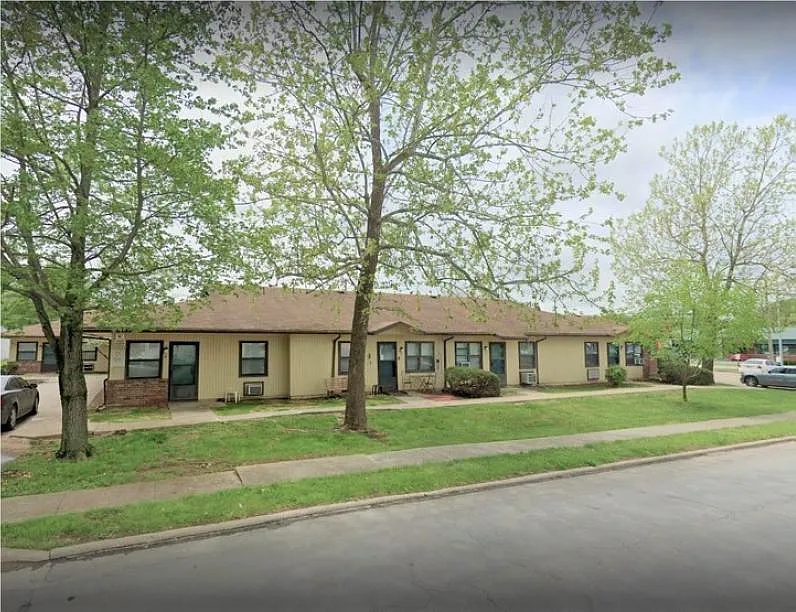 606-616 S Scenic Ave #1