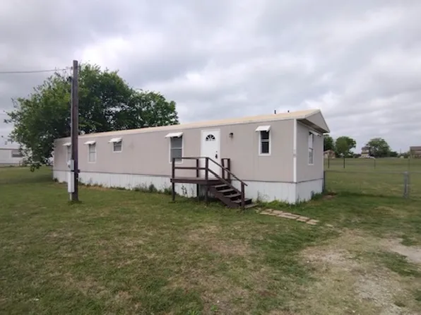 220 Baughman Hill Rd, Azle, TX