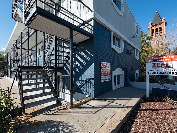 4th image of 2955 Vallejo St APT 31
