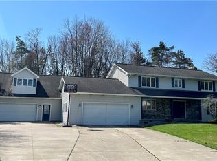 1103 E Arlington Rd, Erie, PA 16504