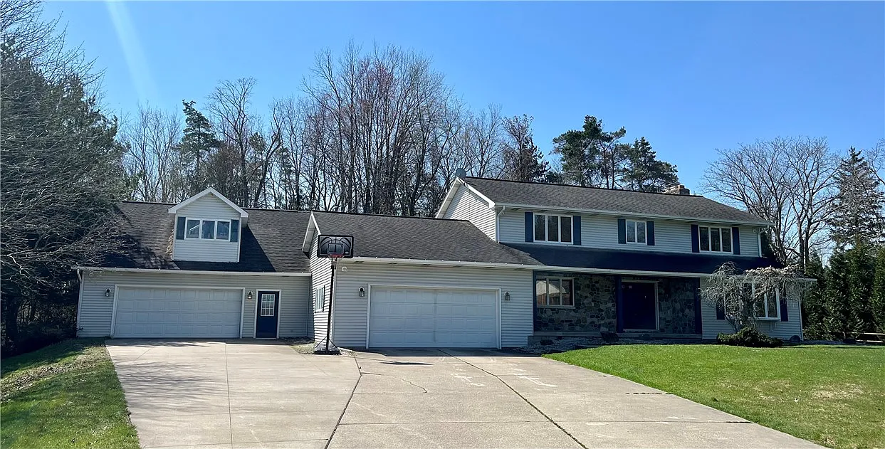 1103 E Arlington Rd photo 1