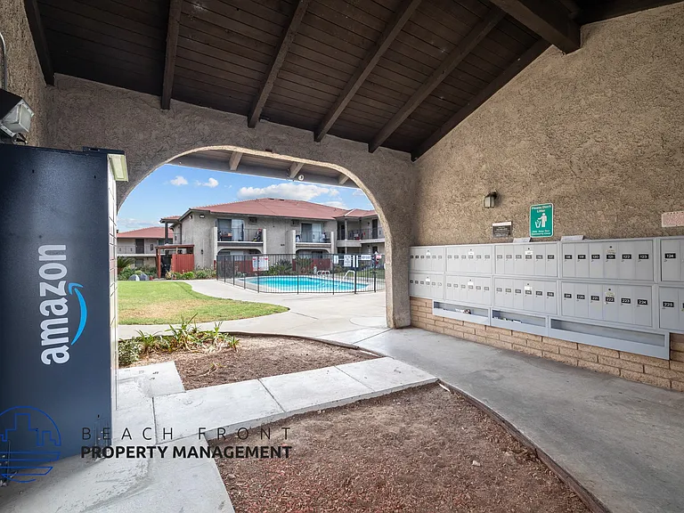 11330 La Mirada Blvd. — Photo 13