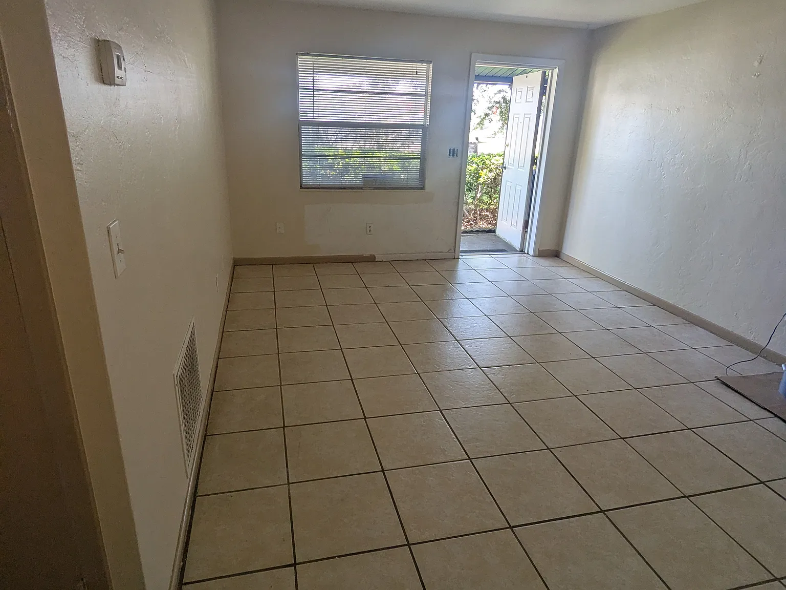 1062 Orienta — Photo 3