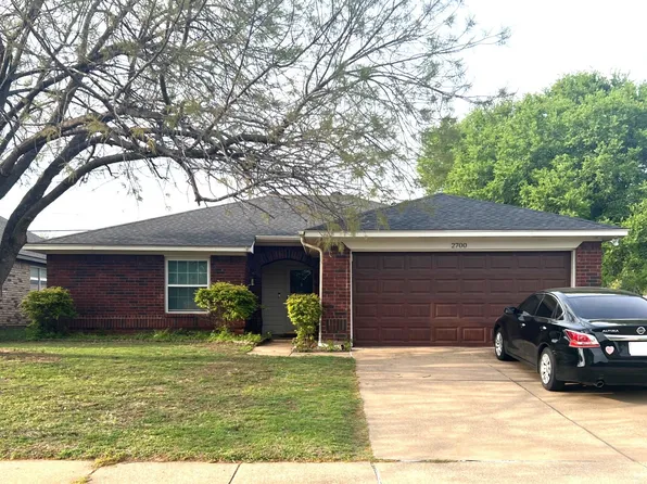 2700 Amberton Pl, Euless, TX 76040