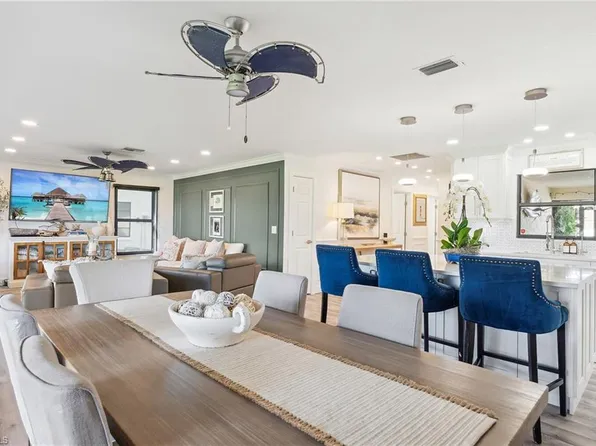 406 Glades BLVD #N-6, NAPLES, FL 34112