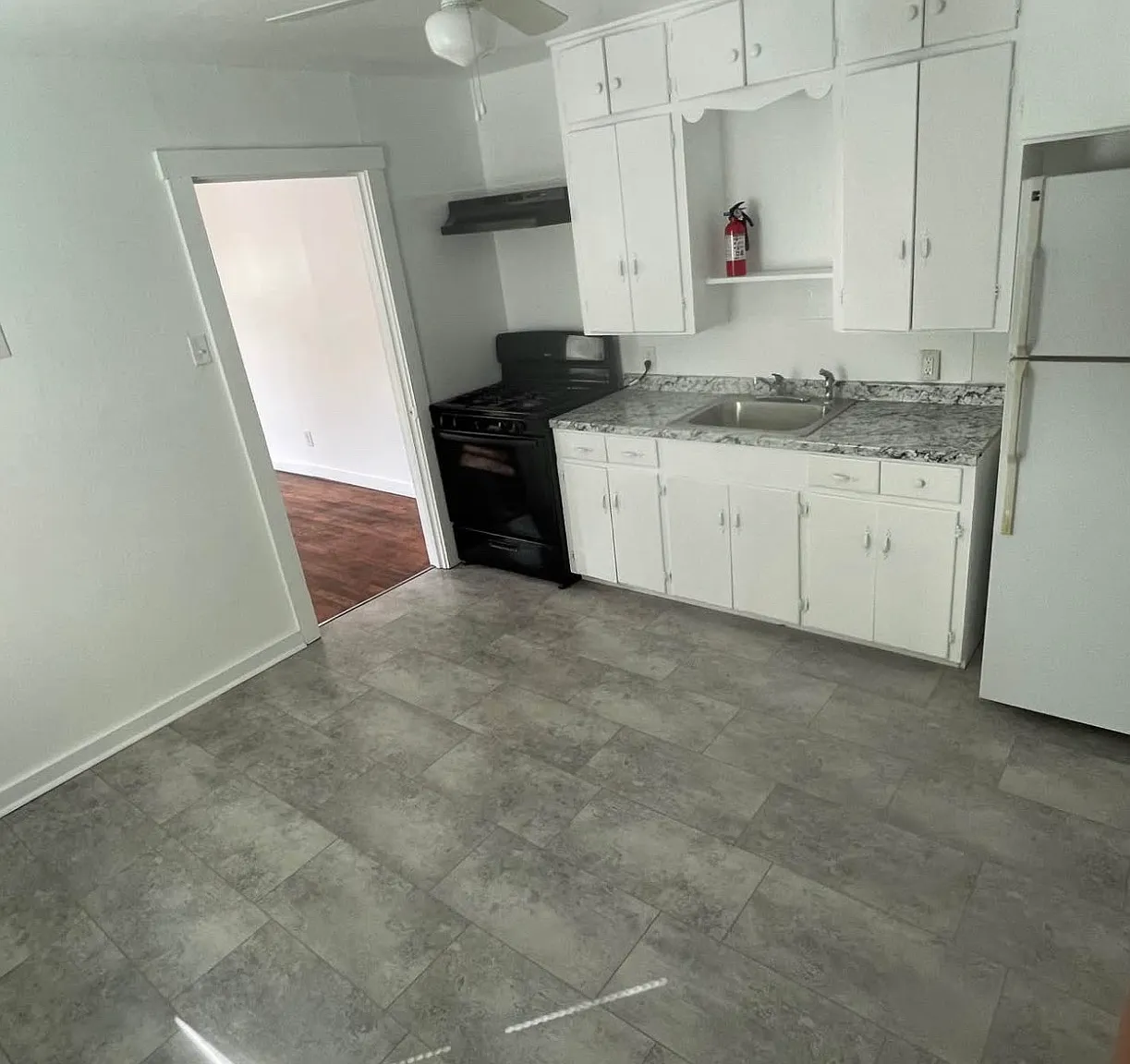 1 bed, 700 sqft, $850 — Photo 1