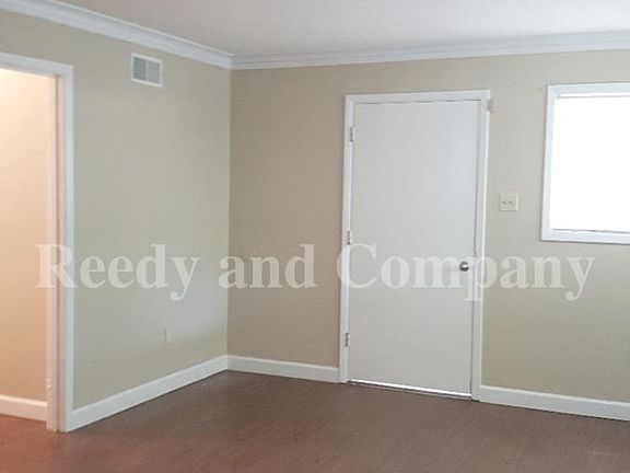 3rd image of 123 Jeanne Dr