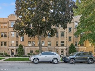 404 S Wesley Ave #3, Oak Park, IL 60302